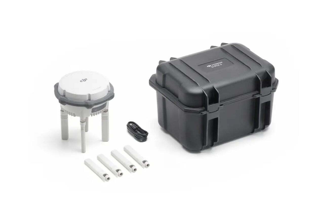 D-RTK 3 Multifunctional Station